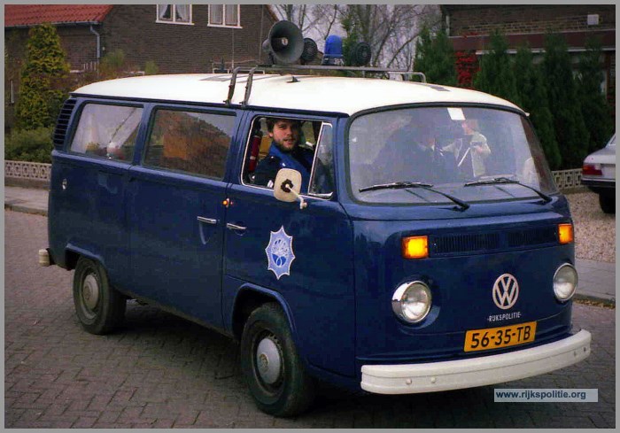 GSA VW Blauw 1976 56 35 TP  BL img595(7V)