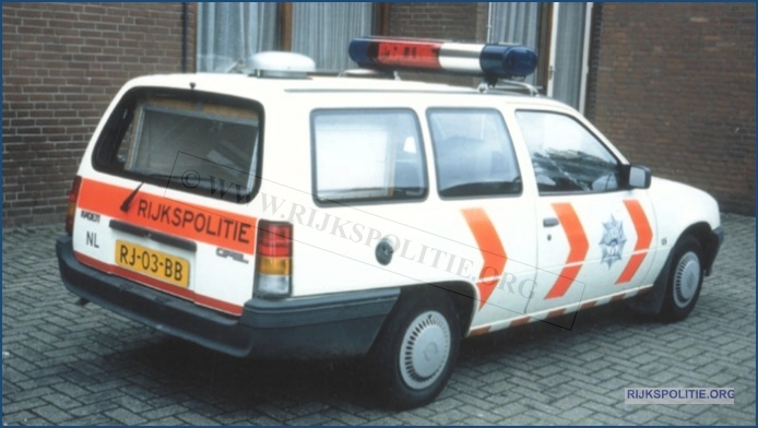 VRTG HSA Opel Kadett (2) bw (7V)WM