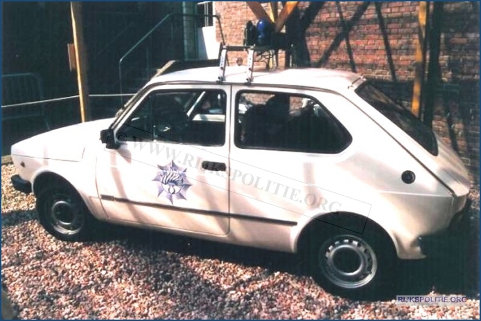 VRTG KSA Fiat 127 VFT105 (8) bw (7V)wm