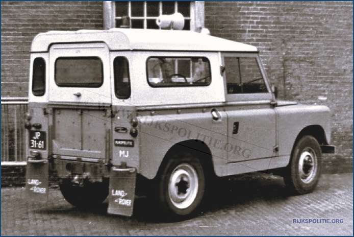 VRTG Landrover rdw62 Arc FE JP 31 61  1 bw (7V)WM