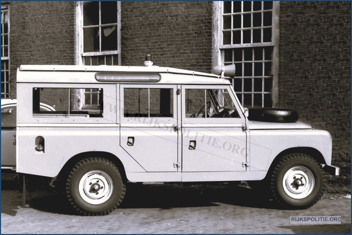 VRTG Landrover rdw66 Arc FE 95 06 BA  1 bw (7V)WM