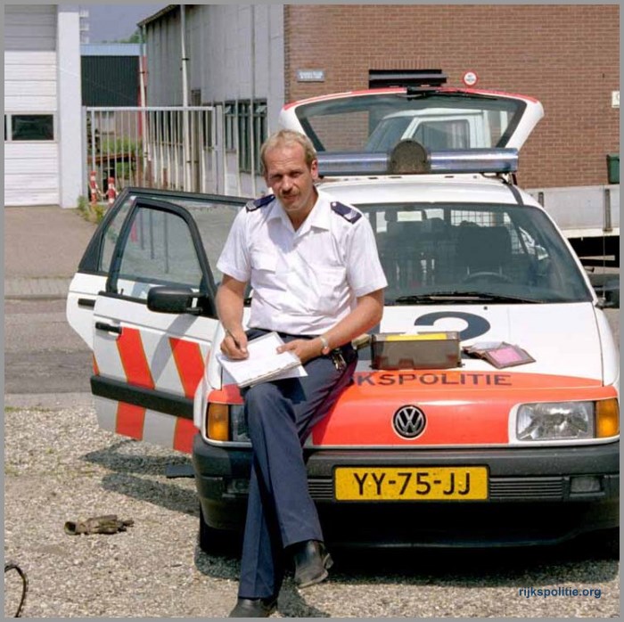 RPVKG DenHaag hvd 1991Hans Bot op de eerste VW Passat(7V)
