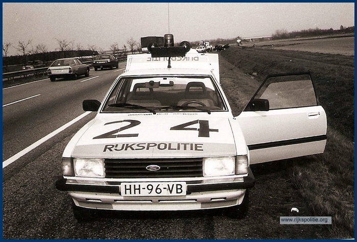 VKG Roermond Gommans 1987 VKGRM Ford 24(7K)