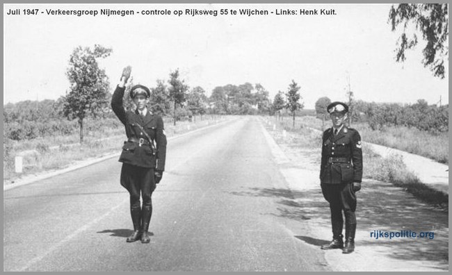 RPVKG Nijmegen henk-kuit 1947 verkeerscontrole-rijksweg-55-wijchen 001(7V)