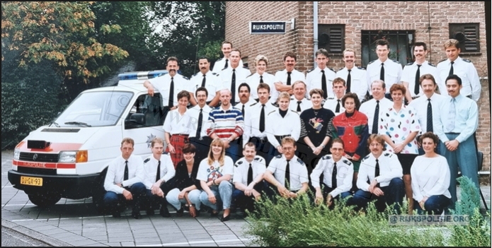 GRP Hazerswoude 1977 groepsfoto Schosswald(7V)
