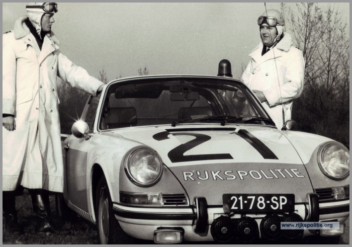 Alex 12.21 71  21-78-SP pk Heeft in de autokampioen gestaan 1973(7V)