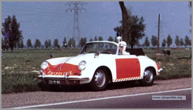 Alex 12.24 66  25-91-BK FA HVB In Porsche1 (2)(7V)