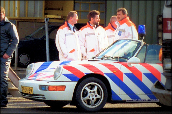 Porsche 911 12.66 93 GV JV 09 hm 1994 bw mileucontrole(7V)