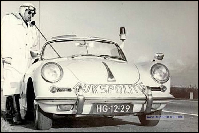 Porsche 356 2710 62 HG 12 29  (2) bw(7V)