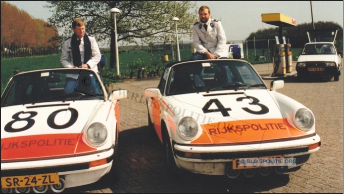Porsche 911 12.43 86 PV 62 NB dk (2)  bw(7V)