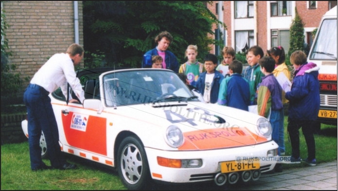 Porsche 911 12.43 90 YL 81 FL img231  bw(7V)