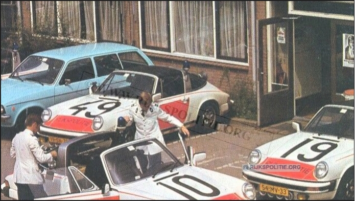 Porsche 911 12.49 77 19 SN 79  bw(7V)