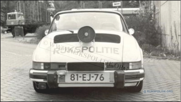 Porsche 911 12.88 80 81 EJ 76 scannen0014 (4)  bw(7V)