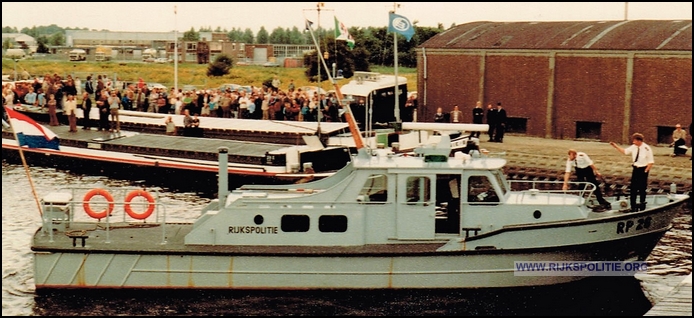 RPtW Vlissingen VM27 1981 aug Blokkade bw(7V)
