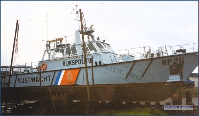 RPtW Boot RP21 4 Mooij S2330Ladok  bw (7V)WM