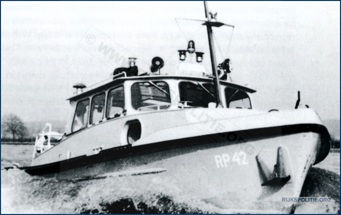 RPtW Boot RP42 2 15 bw (7V)WM