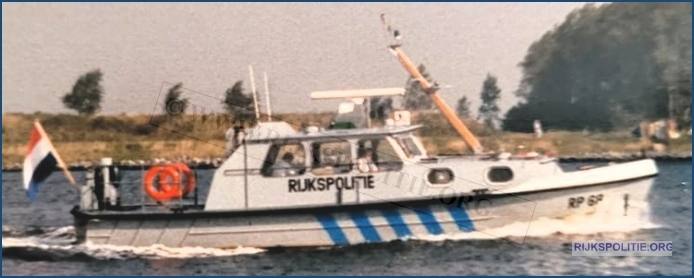 RPtW Boot RP68 2 FB  bw (7V)WM