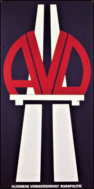 AVD Logo Rood rvr bw3(7V)